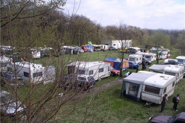 Фото Кемпинг на озере Селява