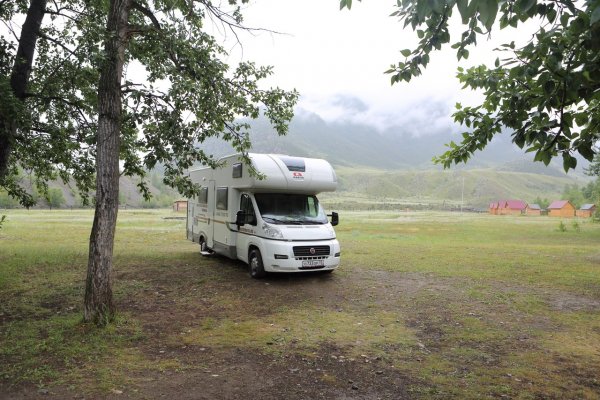 Фото Яхты на колесах (Тюмень)