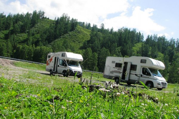 Фото Яхты на колесах (Тюмень)