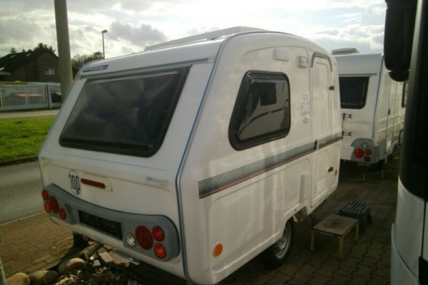 Фото Slimak Caravan Centre
