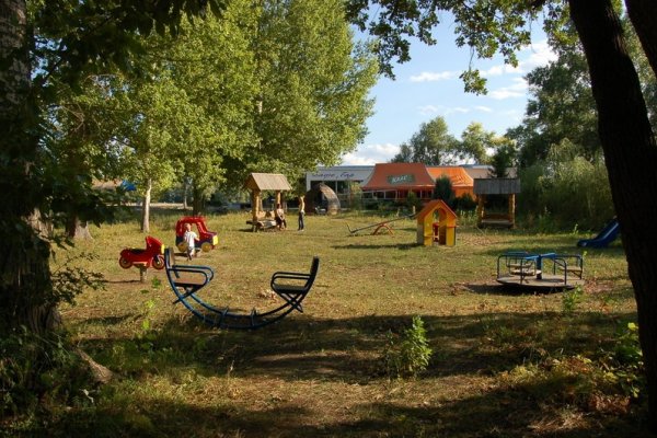 Фото База отдыха «Чардым-Дубрава»