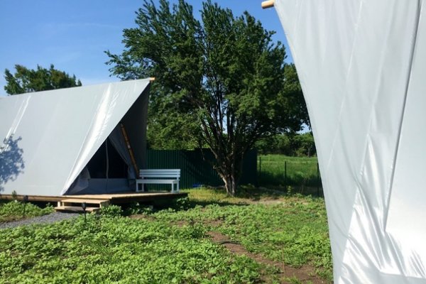 Фото Глэмпинг «В поле»