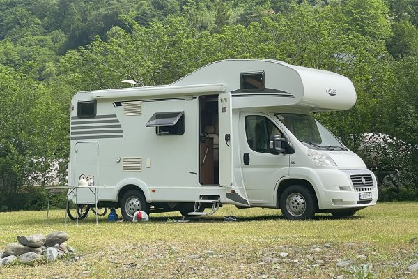 Фото RVRENT.GE