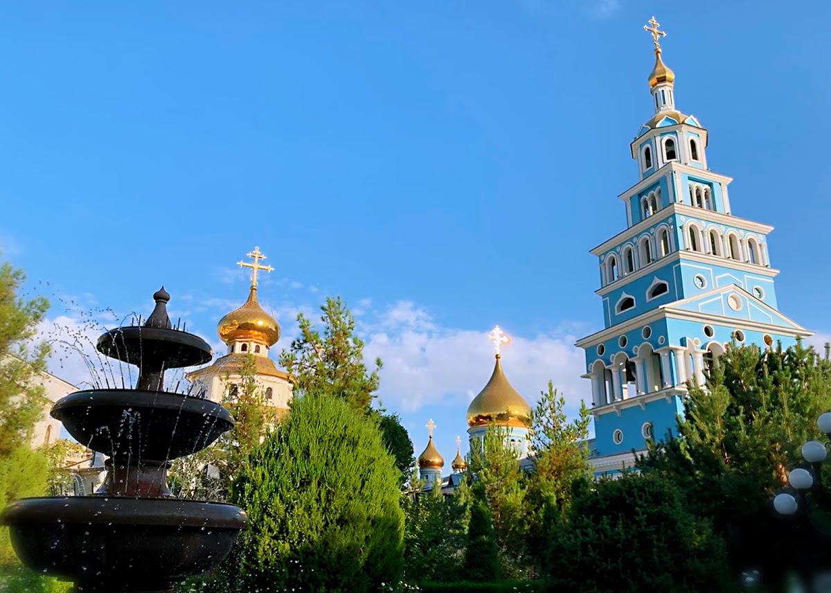Святые ташкента. Православный храм в Ташкенте.