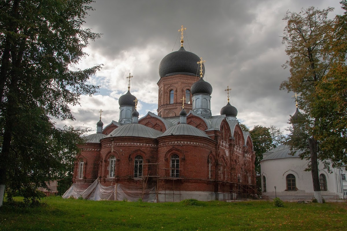 Введенский монастырь Покров